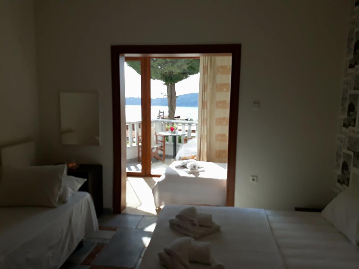 Kinira Beach Hotel Kültér fotó